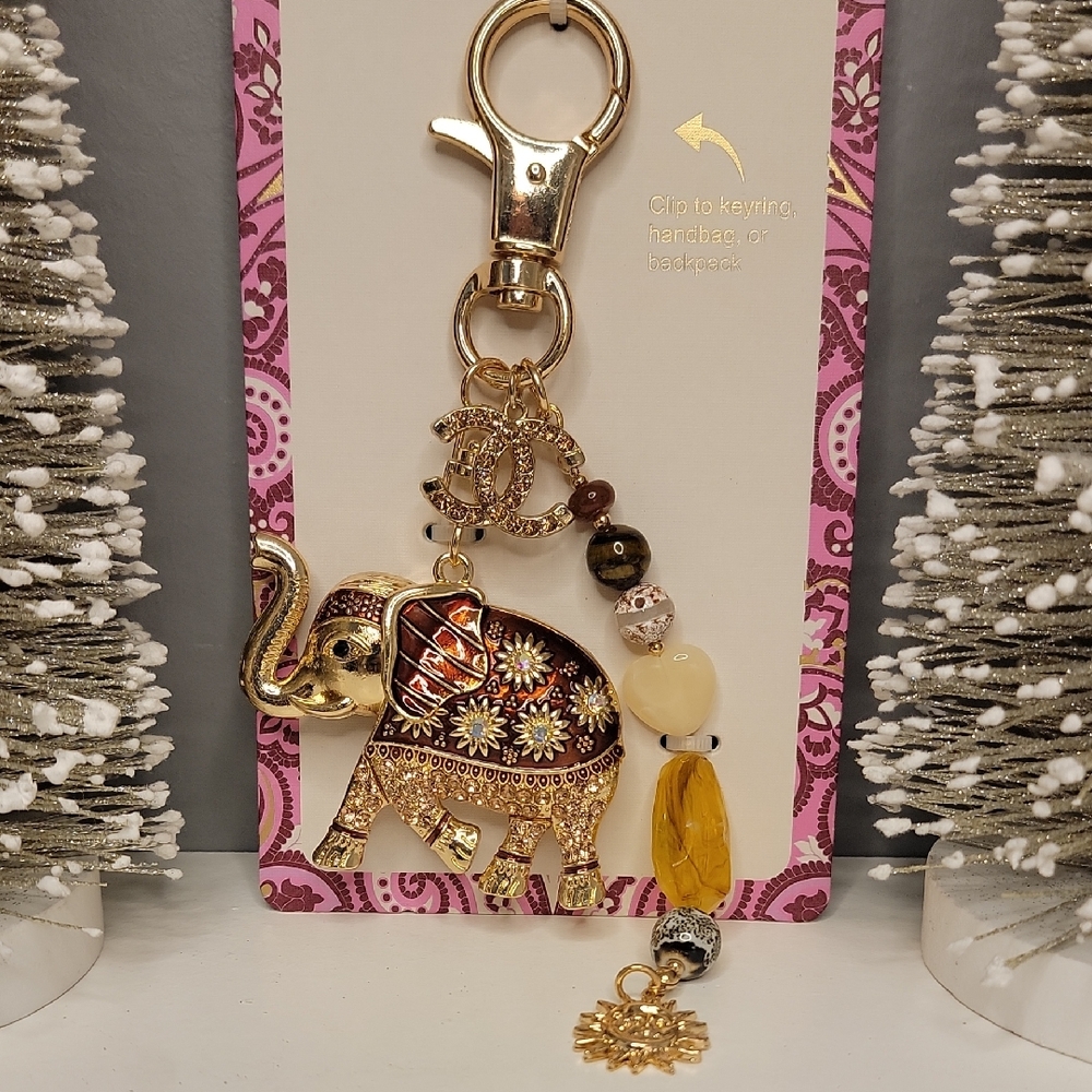 Chic Gold Elephant Keychain with Beads